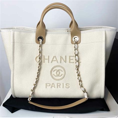 chanel purse paris - chanel tote bag beige.